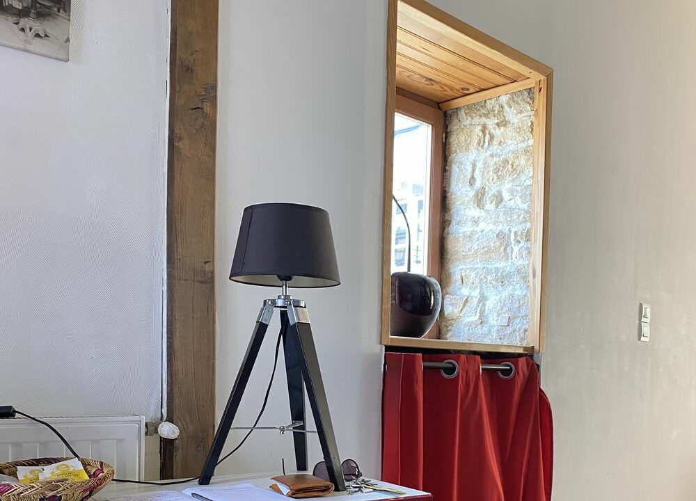 b-IMMO NANTES APPARTEMENT TRIPLEX 4 PIÈCES 71M² CENTRE DE VANNES (3)