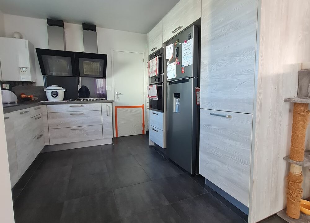 b-IMMO-NANTES MAISON 5 PIÈCES 86M² SUR 388M² THEIX-NOYALO (4)