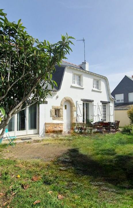 6 PIÈCES 121 M² 460 M² MAISON 6 PIÈCES - 121 M² - PROCHE DU CENTRE VILLE ET DES SENTIERS (9)