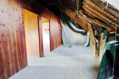 b-immo-2 pièces 76 m² 245 m² Agence Immo-Vannes - Maison à rénover et proche du centre ville - Capelle Kévin. (1)