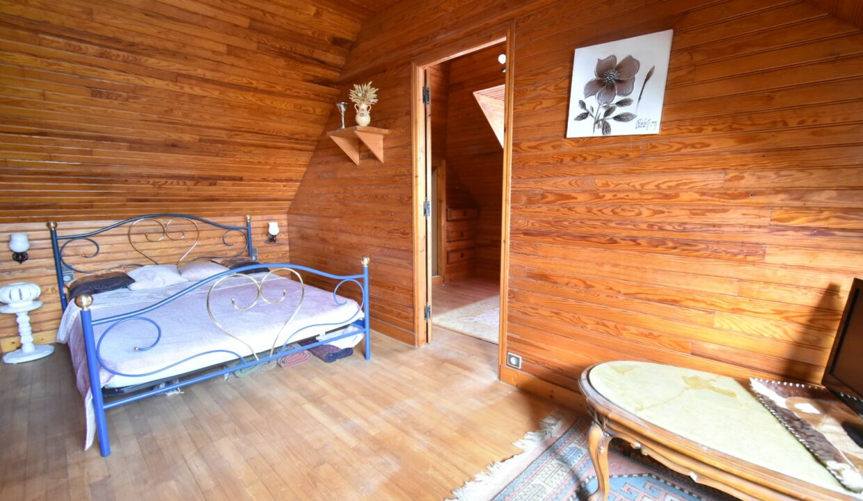 immo vannes 8 pièces 140 m² 521 m² Maison Séné 140 m² - 8 pièces -4 chambres - 521 m² de terrain - Port Anna 1