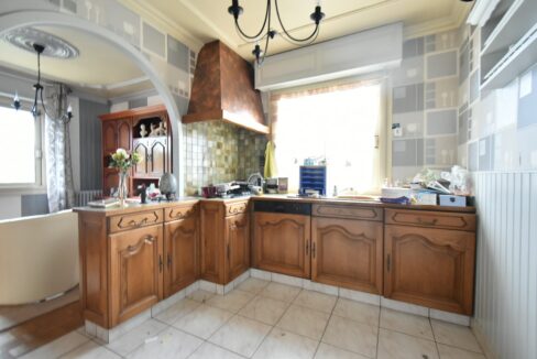immo vannes 8 pièces 140 m² 521 m² Maison Séné 140 m² - 8 pièces -4 chambres - 521 m² de terrain - Port Anna 4
