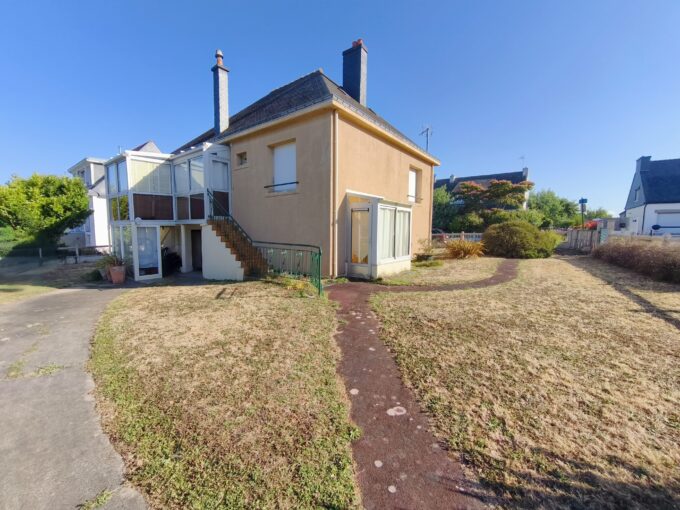 immo vannes 8 pièces 140 m² 521 m² Maison Séné 140 m² - 8 pièces -4 chambres - 521 m² de terrain - Port Anna