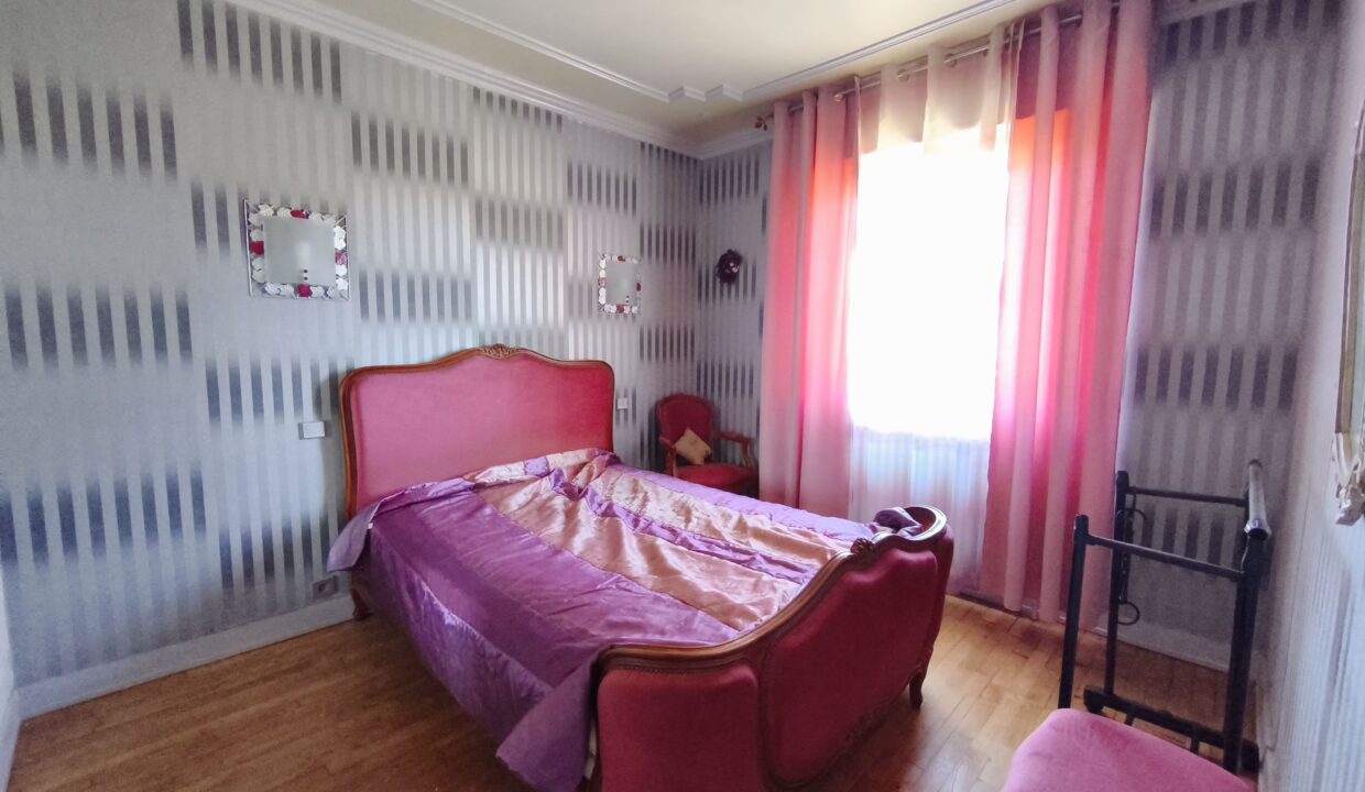 immo vannes 8 pièces 140 m² 521 m² Maison Séné 140 m² - 8 pièces -4 chambres - 521 m² de terrain - Port Anna 6