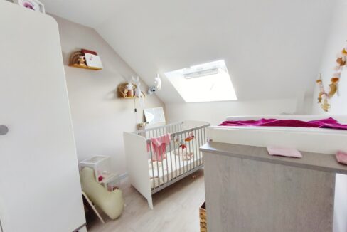 immo vannes Maison 5 pièces - 85 m² - 2 Chambres et un grand bureau - Parcelle de 430 m² au calme dans un hameau 2