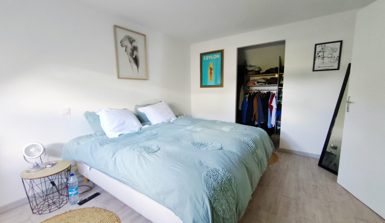 immo vannes Maison 5 pièces - 85 m² - 2 Chambres et un grand bureau - Parcelle de 430 m² au calme dans un hameau 3