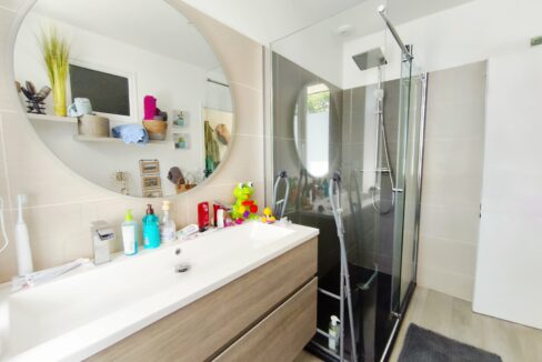 immo vannes Maison 5 pièces - 85 m² - 2 Chambres et un grand bureau - Parcelle de 430 m² au calme dans un hameau 6