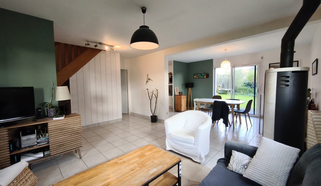 Immo-Vannes - Le Gorvello - 6 pièces - 4 chambres - 107 m² Hab - 140 m² Sol- Parcelle 520 m² (5)