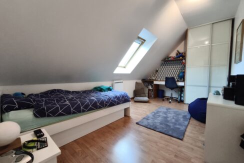 Immo-Vannes - Le Gorvello - 6 pièces - 4 chambres - 107 m² Hab - 140 m² Sol- Parcelle 520 m² (9)