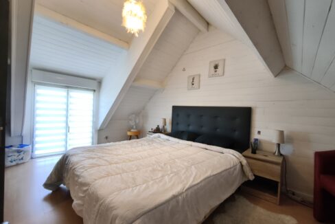 Maison atypique - 70 m² - Parcelle 428 ²m²- Proche du golfe du Morbihan (58)