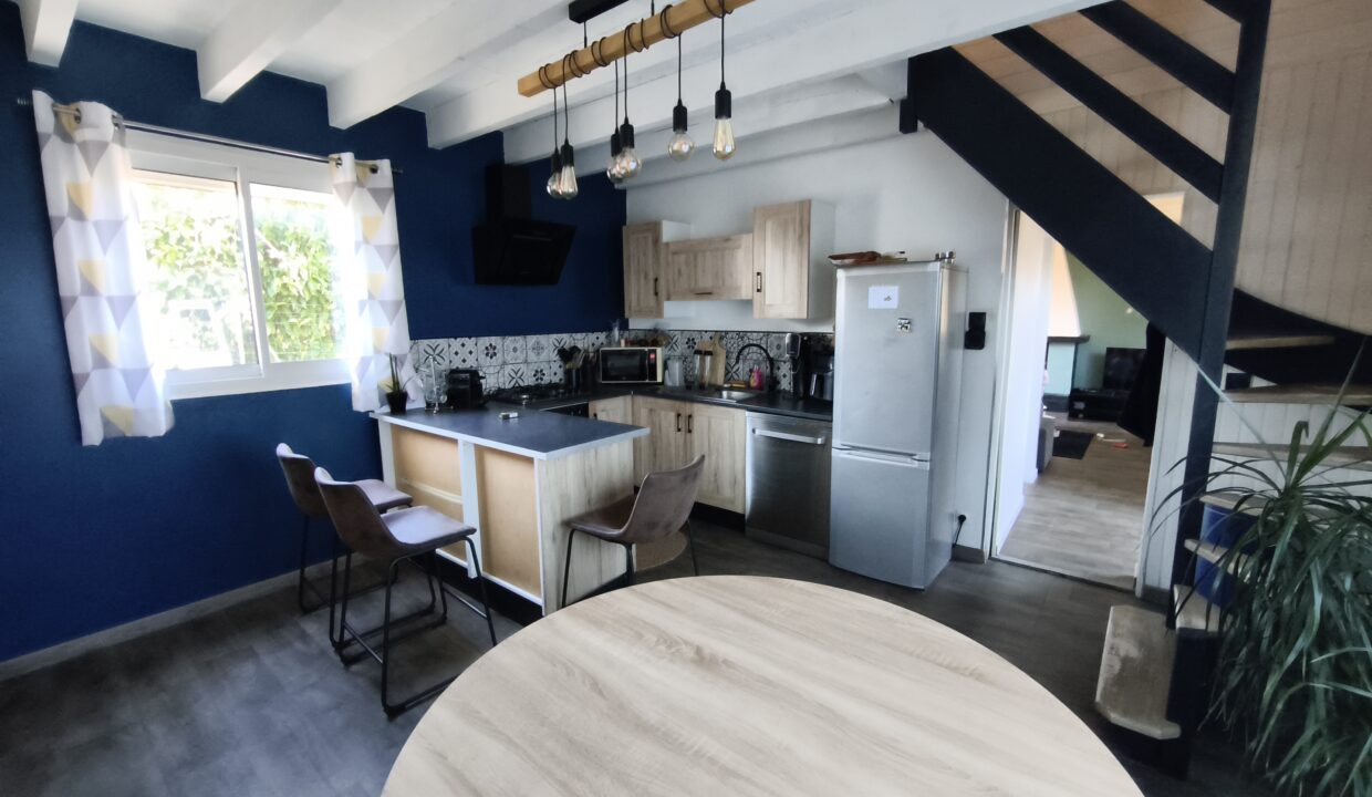 Maison atypique - 70 m² - Parcelle 428 ²m²- Proche du golfe du Morbihan (61)