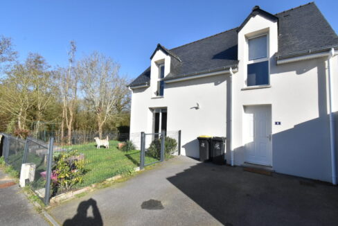 Maison construite en 2016 - 91 m² - Parcelle 323 m²- TheixNoyalo - Au calme