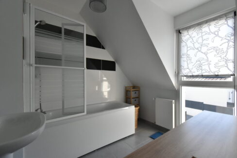 Maison construite en 2016 - 91 m² - Parcelle 323 m²- TheixNoyalo - Au calme (6)