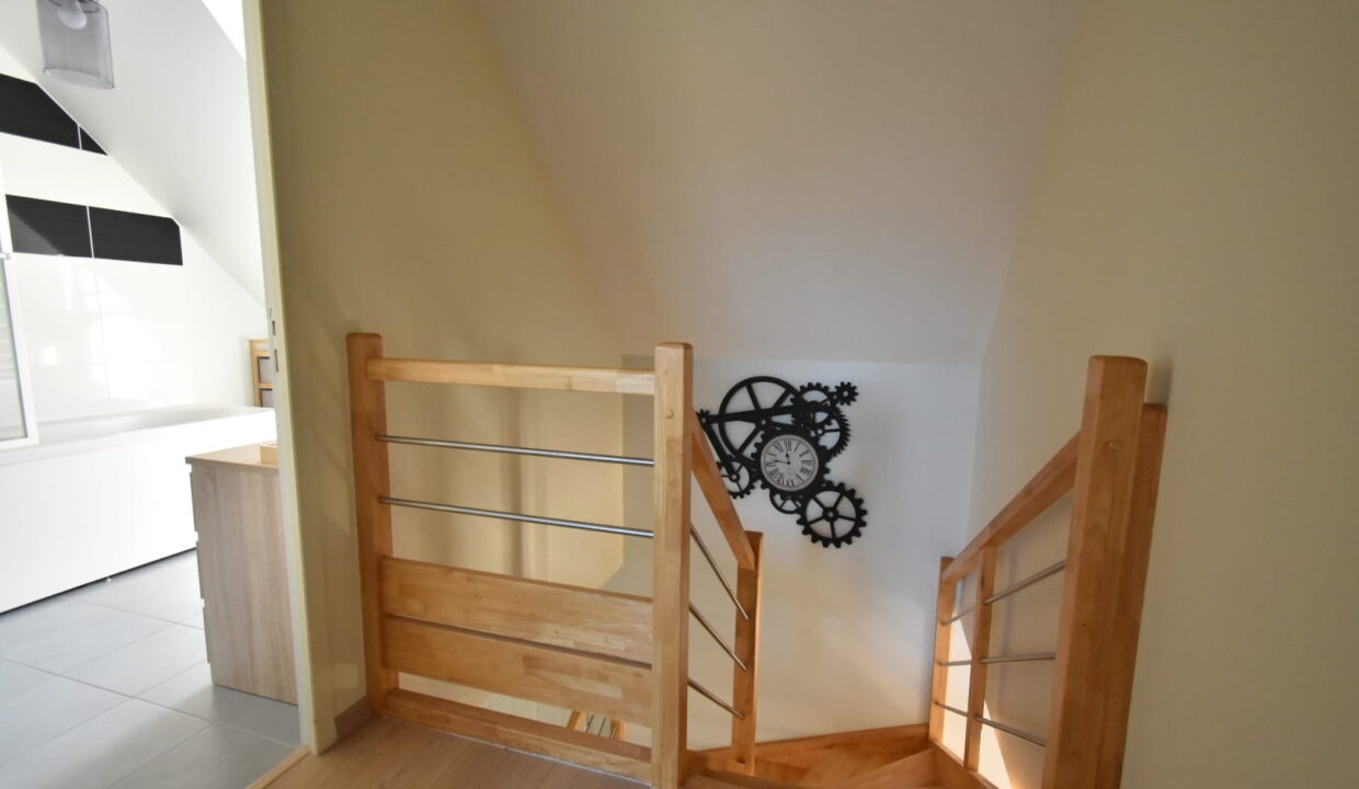 Maison construite en 2016 - 91 m² - Parcelle 323 m²- TheixNoyalo - Au calme (7)