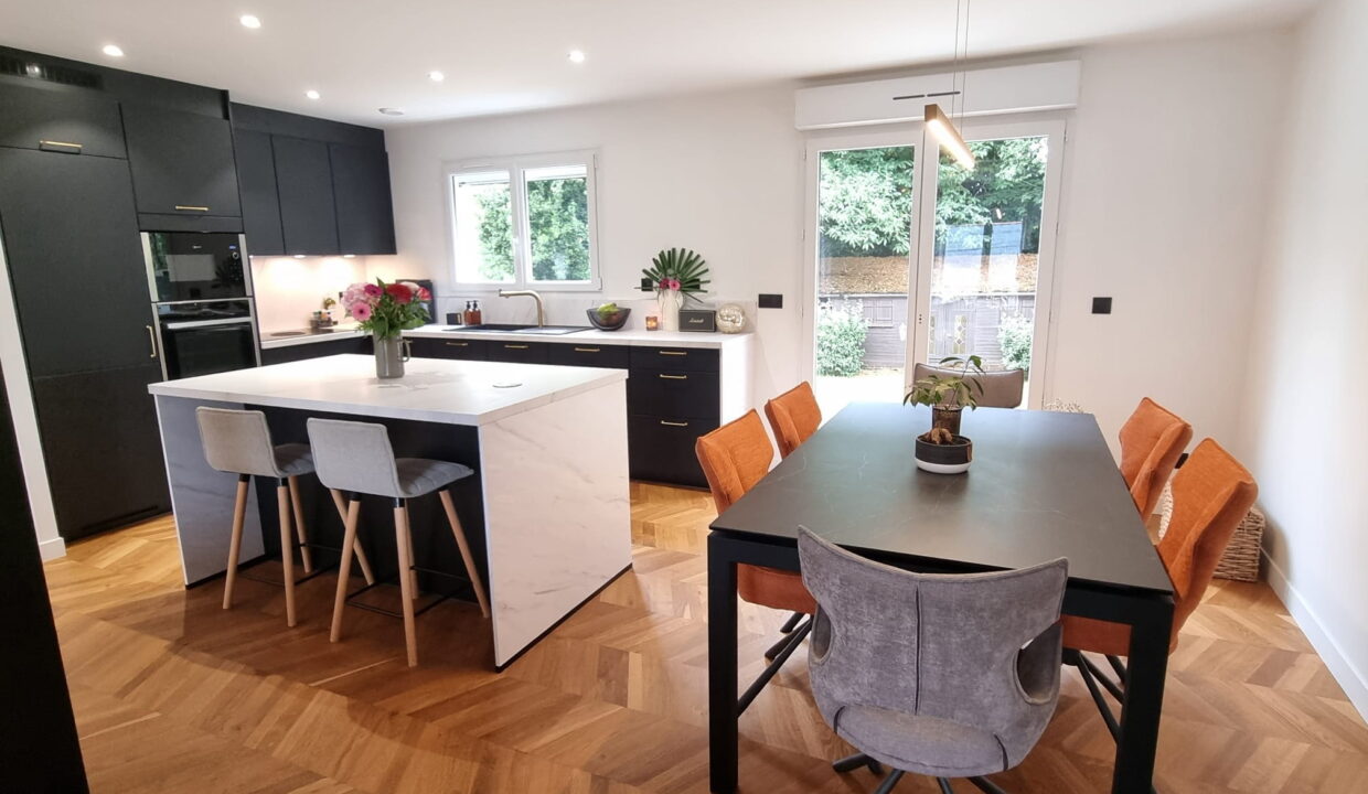 Maison rénové en 2023 - 119 m² - Parcelle 1028 m²- Proche centre Poulfanc - Au calme (1)