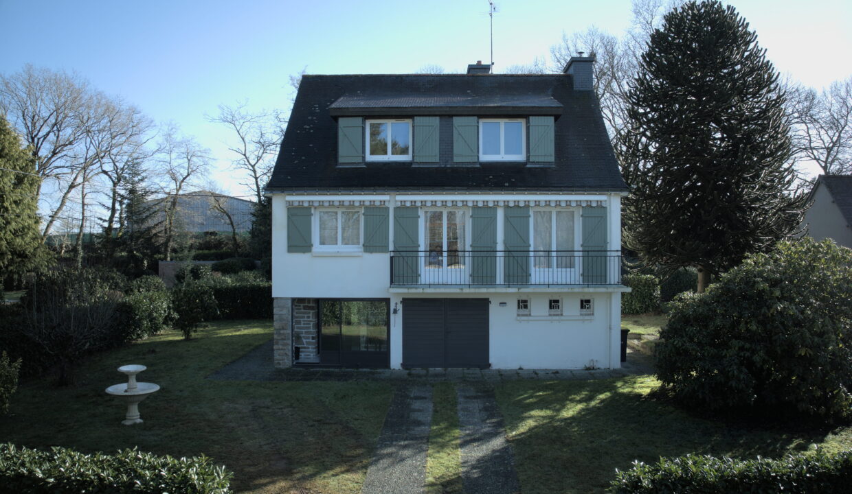 Maison rénové en 2023 - 119 m² - Parcelle 1028 m²- Proche centre Poulfanc - Au calme (4)