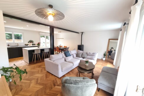 Maison rénové en 2023 - 119 m² - Parcelle 1028 m²- Proche centre Poulfanc - Au calme (6)